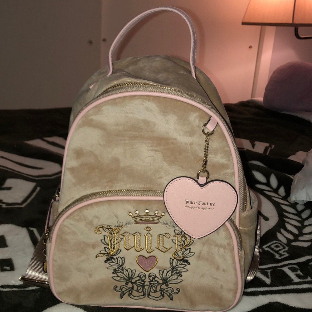 Juicy Couture Light Brown and Pink Backpack 😍😍 🤎💗✨
